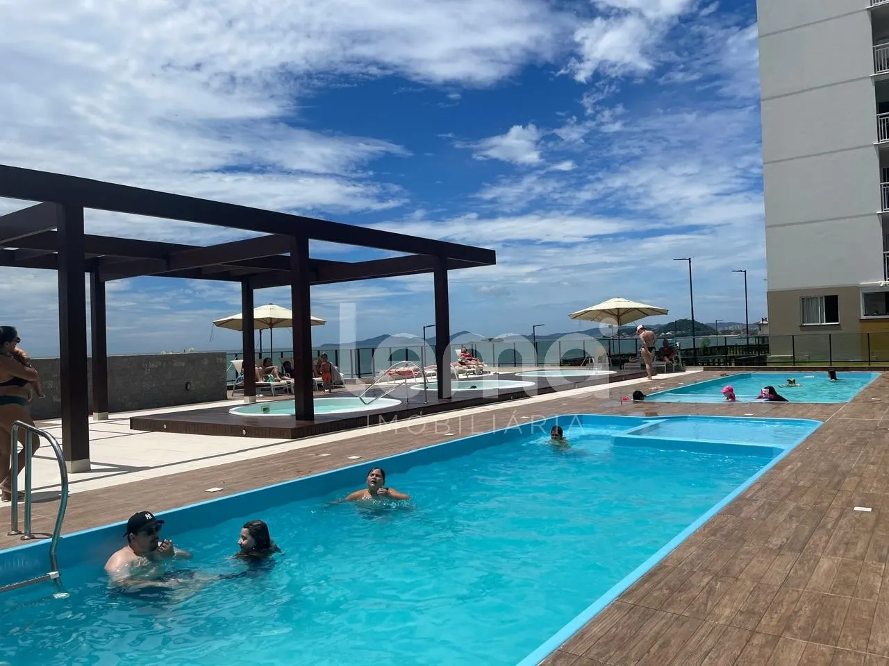 Vila Açoriana Comfort Club! Apartamento frente mar, pé na areia e estrutura de lazer completa! - foto 1