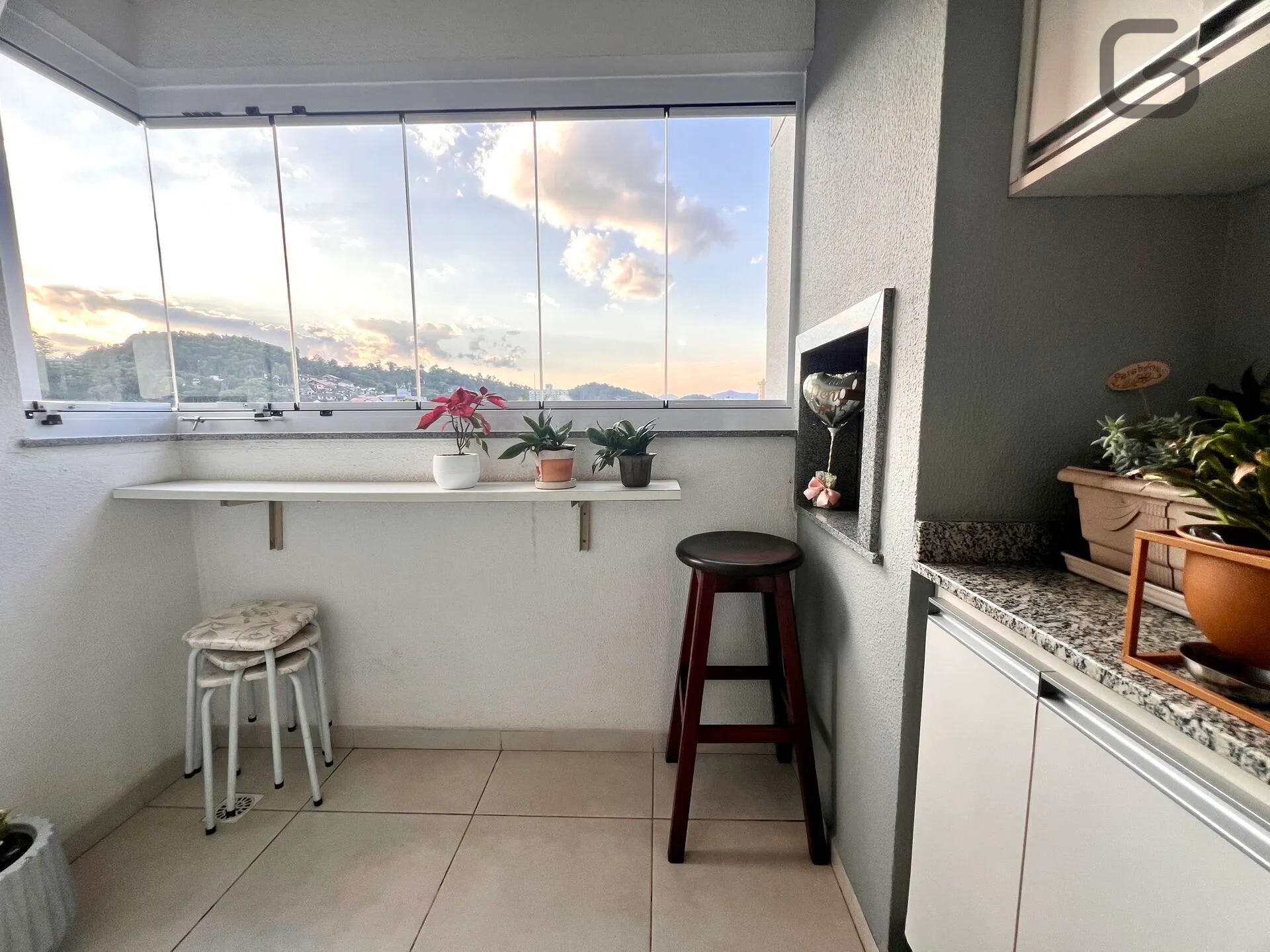 Apartamento 2 Dormitórios Próximo à Furb — foto 3