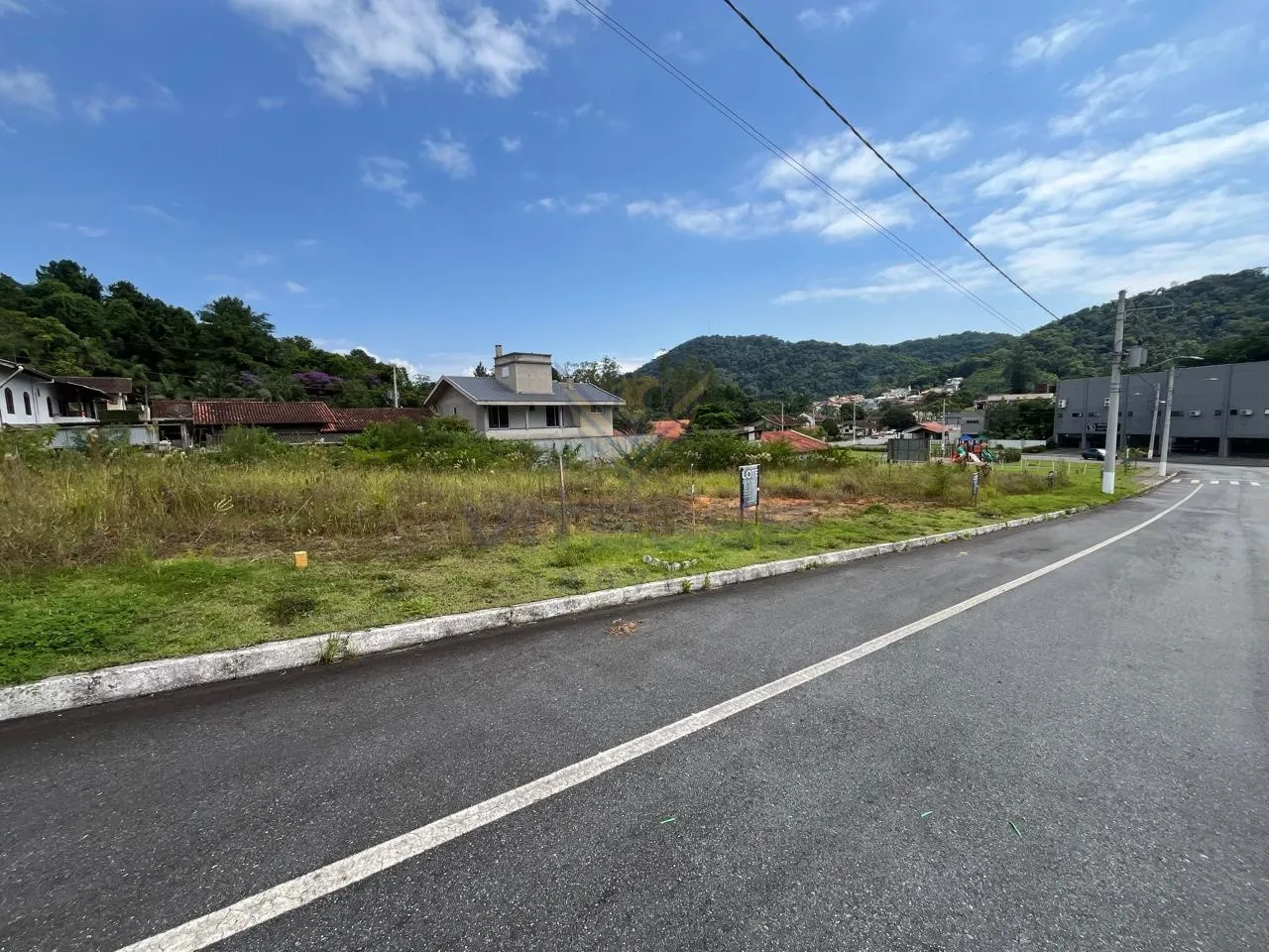 TERRENO NO BAIRRO ESTRADA DAS AREIAS — foto 2