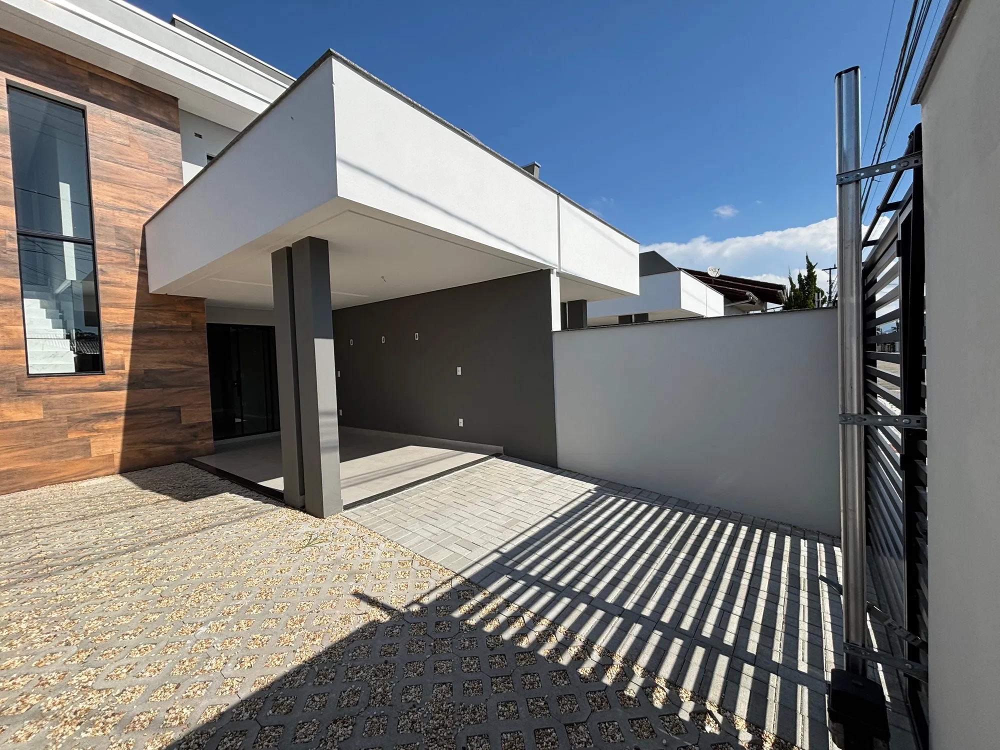 Sobrado bairro Poço Grande Gaspar SC — foto 2