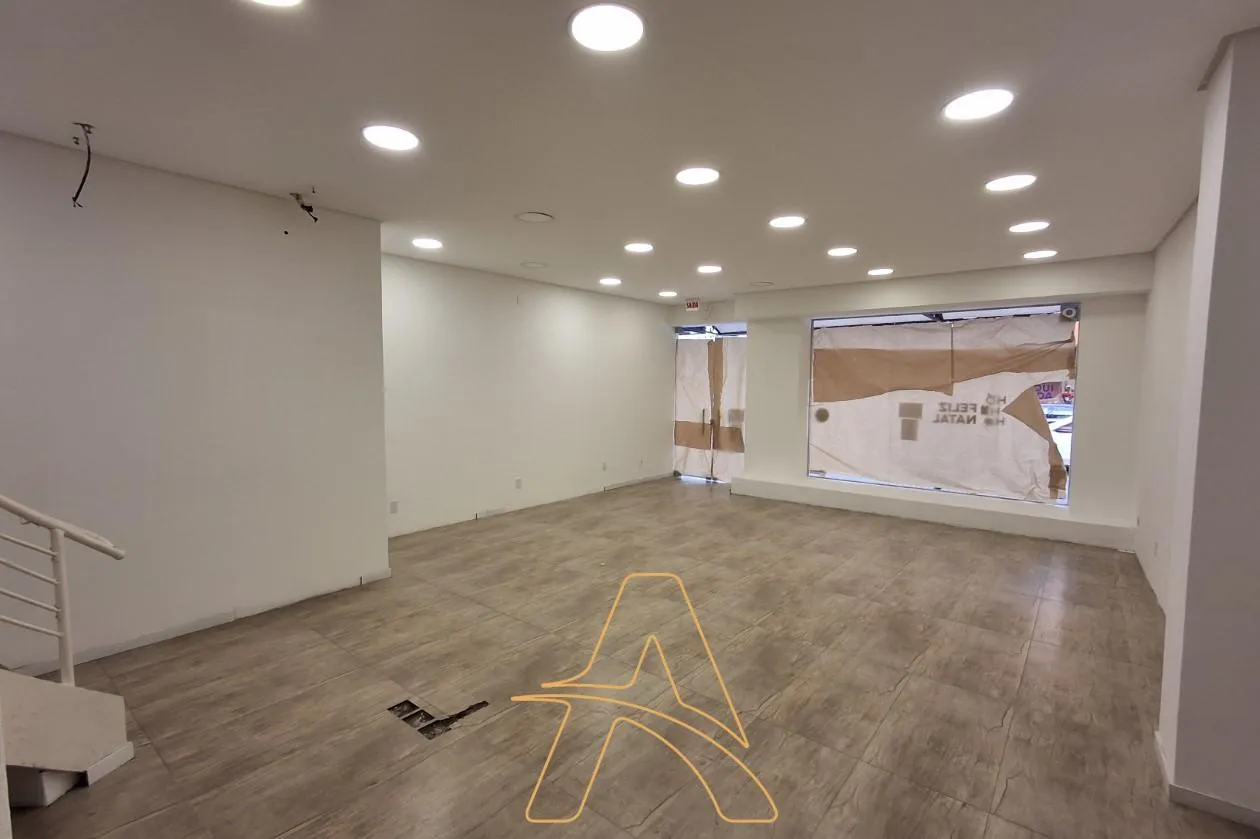 Sala Comercial Térrea com Mezanino na Rua XV De Novembro — foto 3