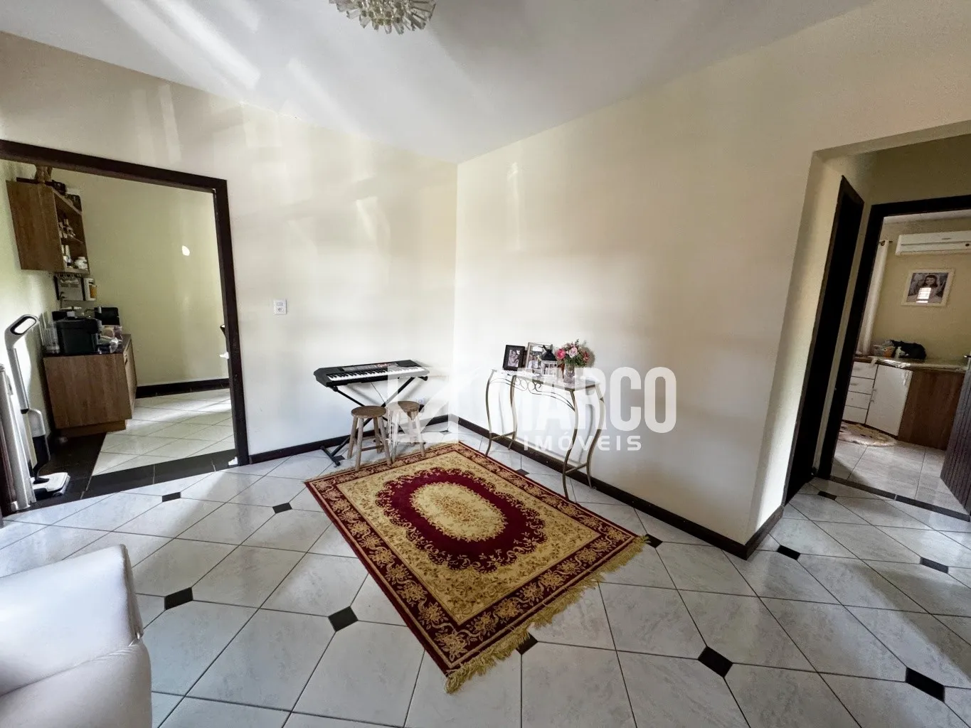 Casa com 3 Quartos com Area de Festas e Suite no Bairro do Ribeirão Areia — foto 6