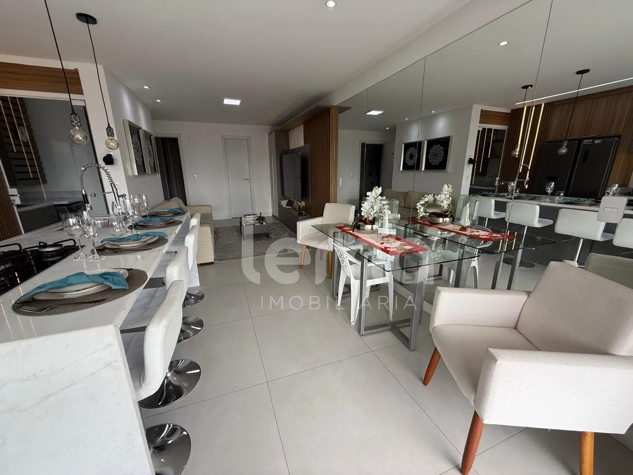 Apartamento mobiliado com 3 dormitórios no bairro Salto do Norte, em Blumenau. — foto 6