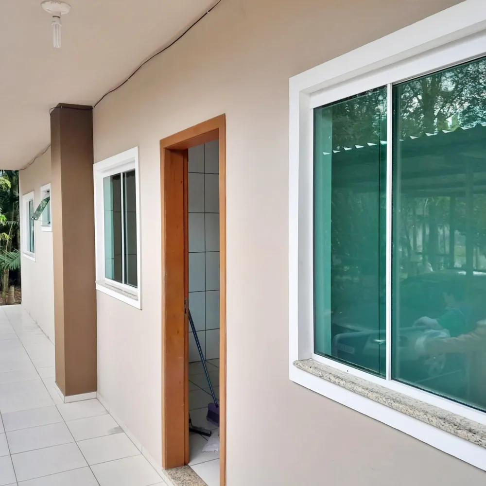 Imóvel com 2 Casas + 1 Prédio com 2 Apartamentos — foto 5