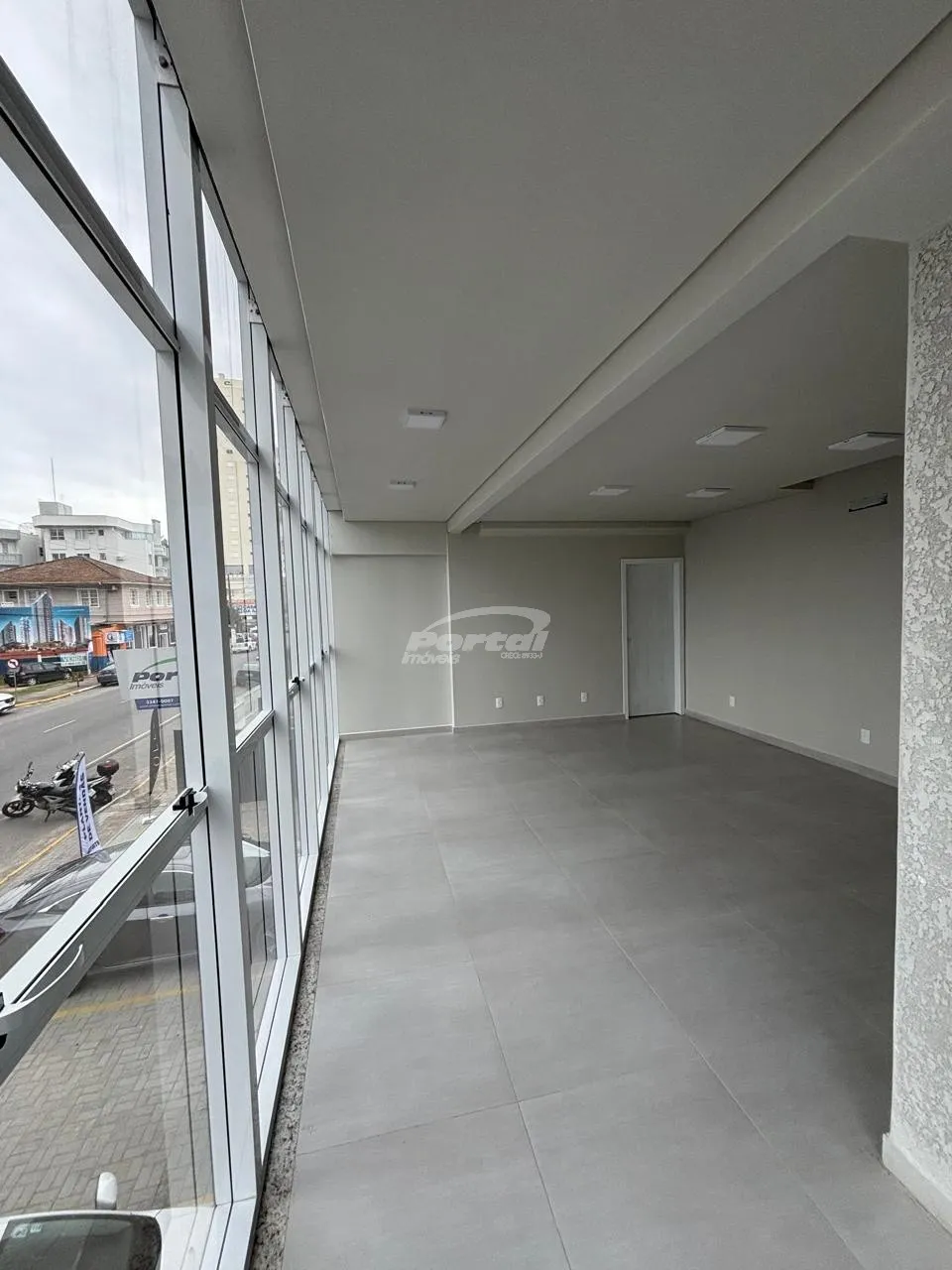 Sala comercial com 25m no centro de Balneário Piçarras/SC (Cód. 20498) — foto 4