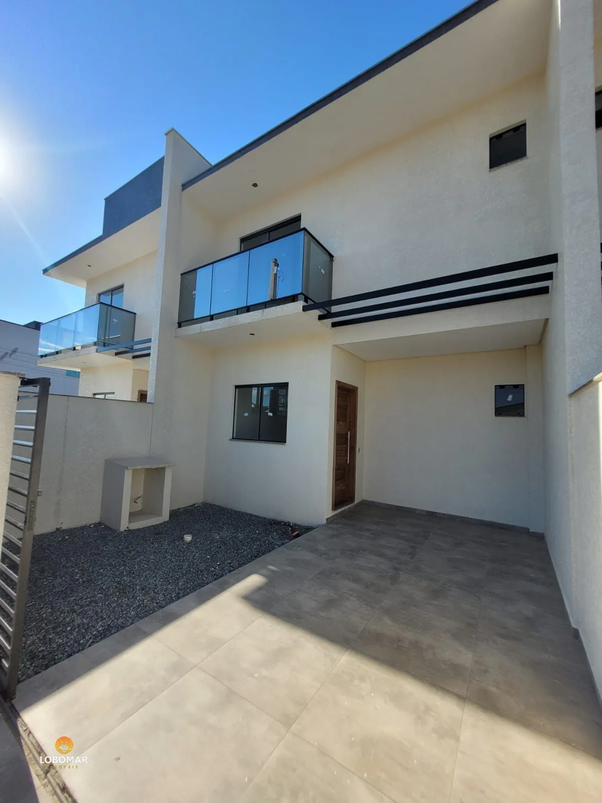 Sobrado novo, 3 dormitórios, sendo 1 suíte, Itajuba em Barra Velha-SC. - foto 1