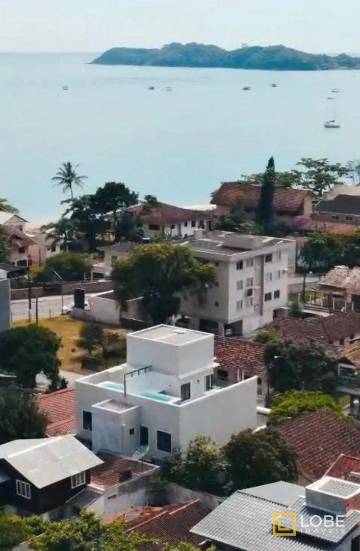 Casa nova com 3 suítes e piscina à venda na cidade de Penha em SC — foto 7