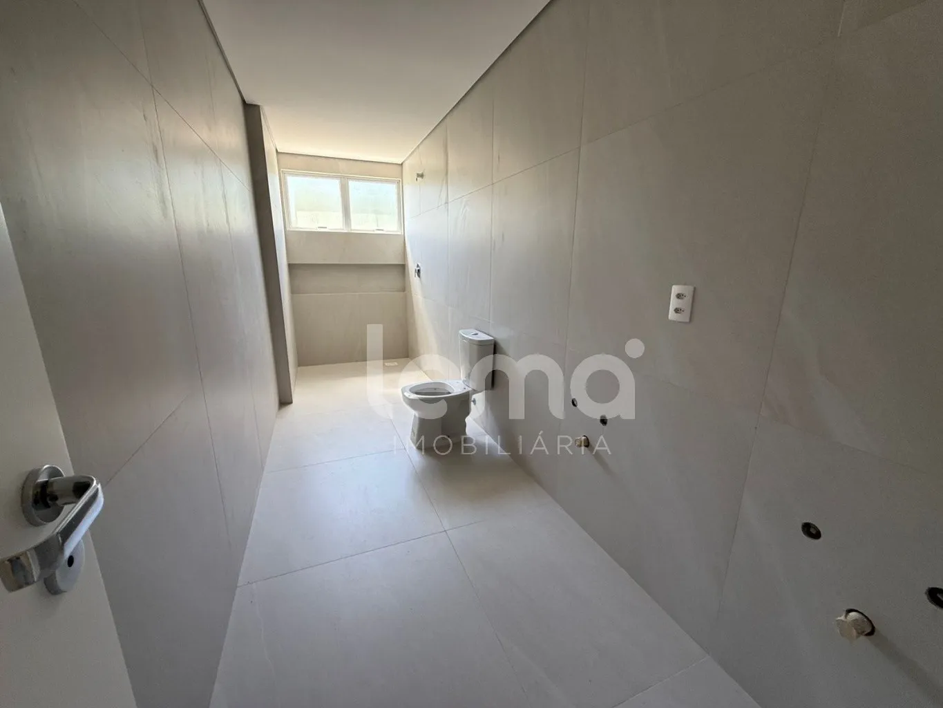 Apartamento novo de alto padrão com 3 suítes, no bairro Bom Retiro, em Blumenau. — foto 7