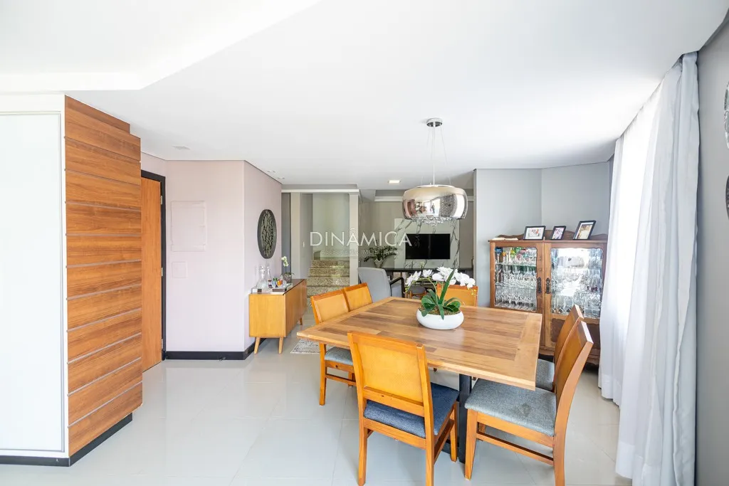 Casa Alto Padrão com 4 dormitórios no Jardim Blumenau — foto 4