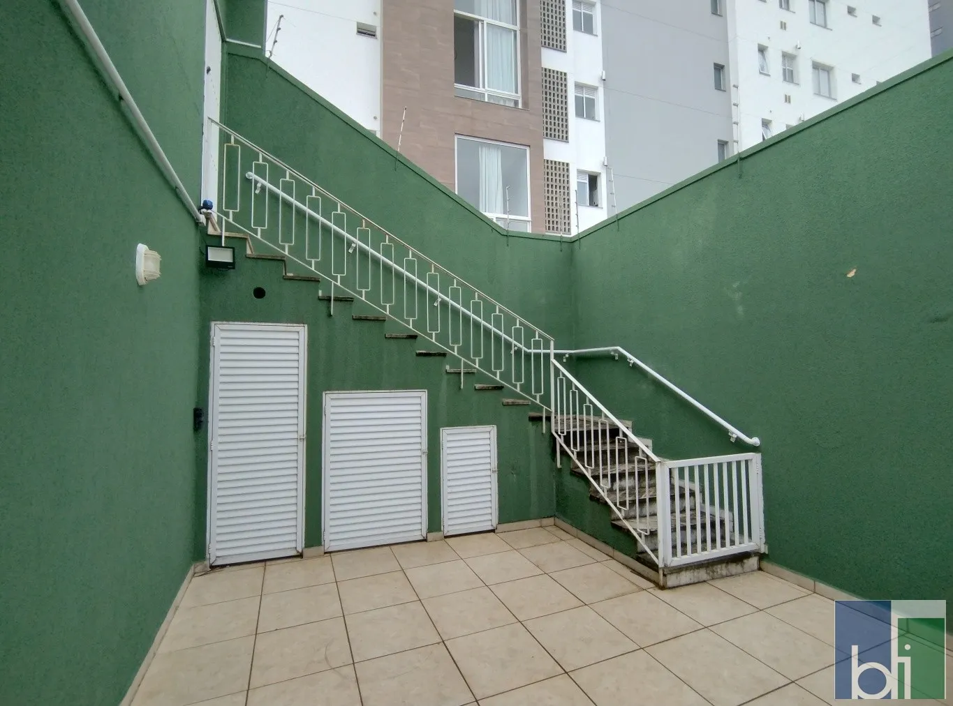 Casa Comercial de Alto Padrão na Rua Jaraguá, Bairro Velha - Blumenau (SC) — foto 6