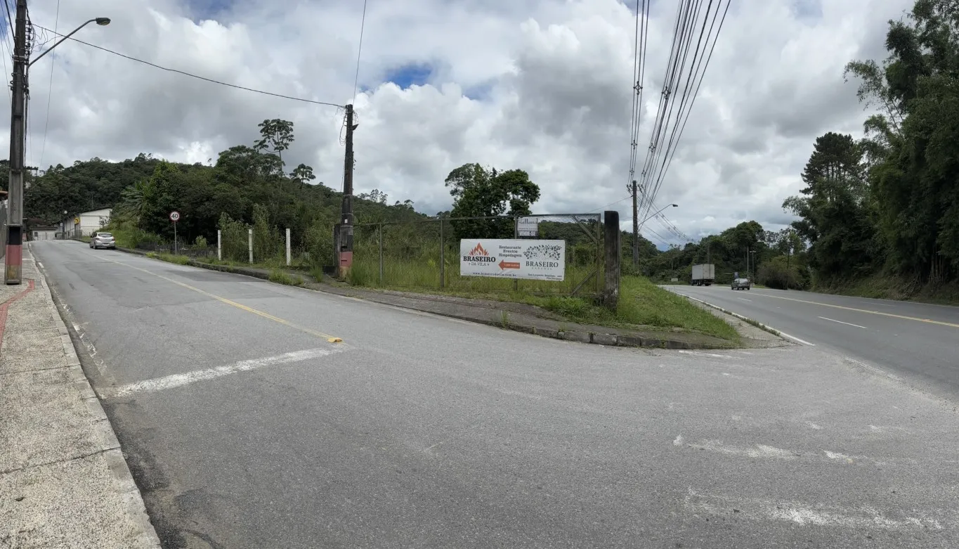 Terreno residencial ou comercial no Bairro Vila Itoupava — foto 2