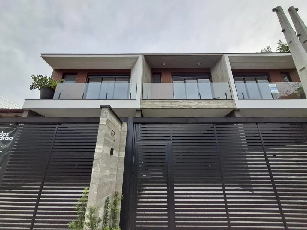 SOBRADO GEMINADO no ANITA GARIBALDI com 3 quartos para VENDA, 162 m - foto 1