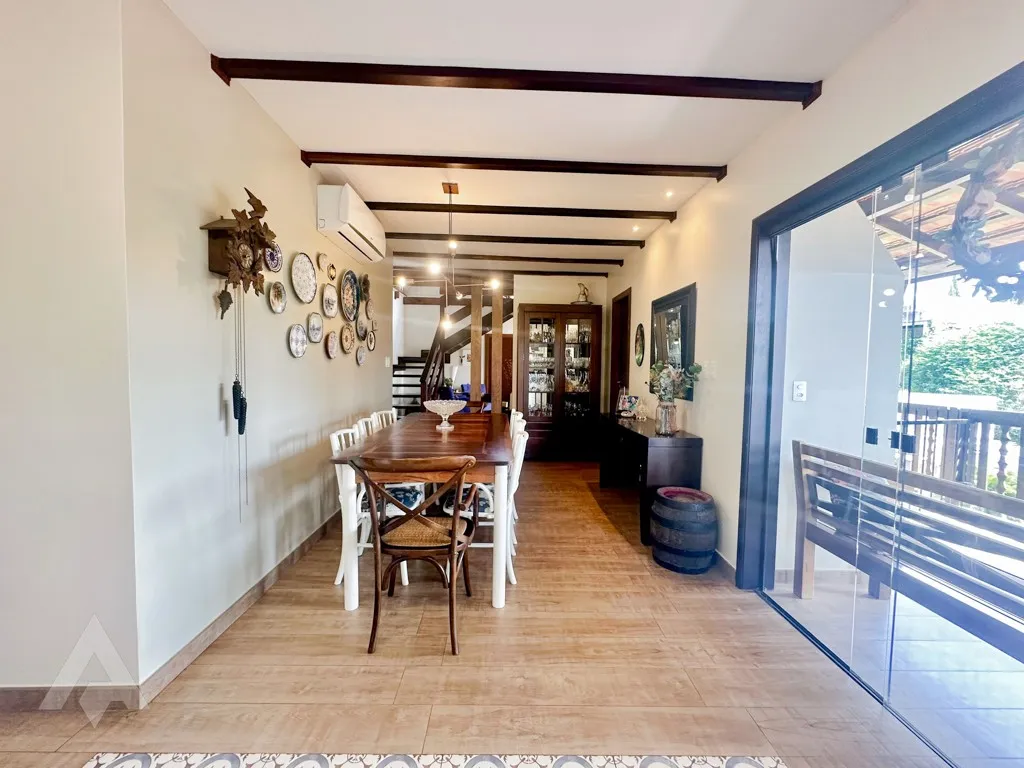 Linda casa à venda, com 3 pavimentos e 2 amplas suítes no bairro Garcia! — foto 6
