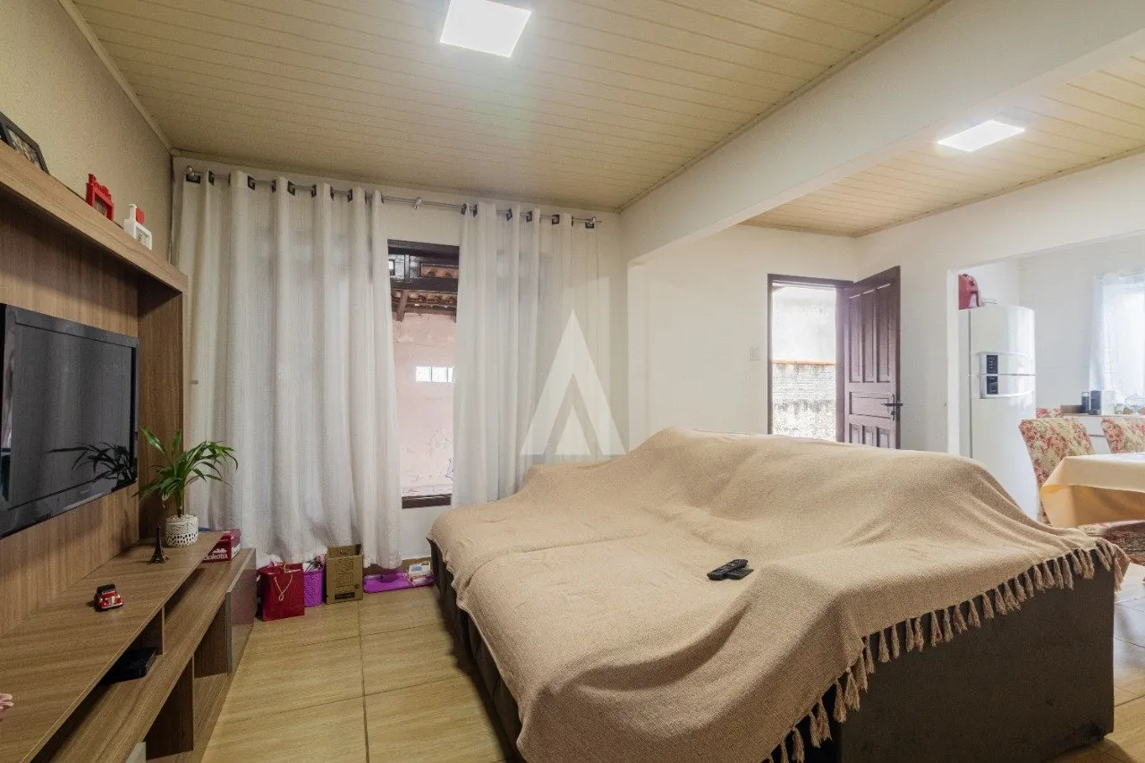 Casa com 1 suíte(s) mais 2 quarto(s) à venda no bairro Costa E Silva em Joinville, por R$ 600.000.00. — foto 4