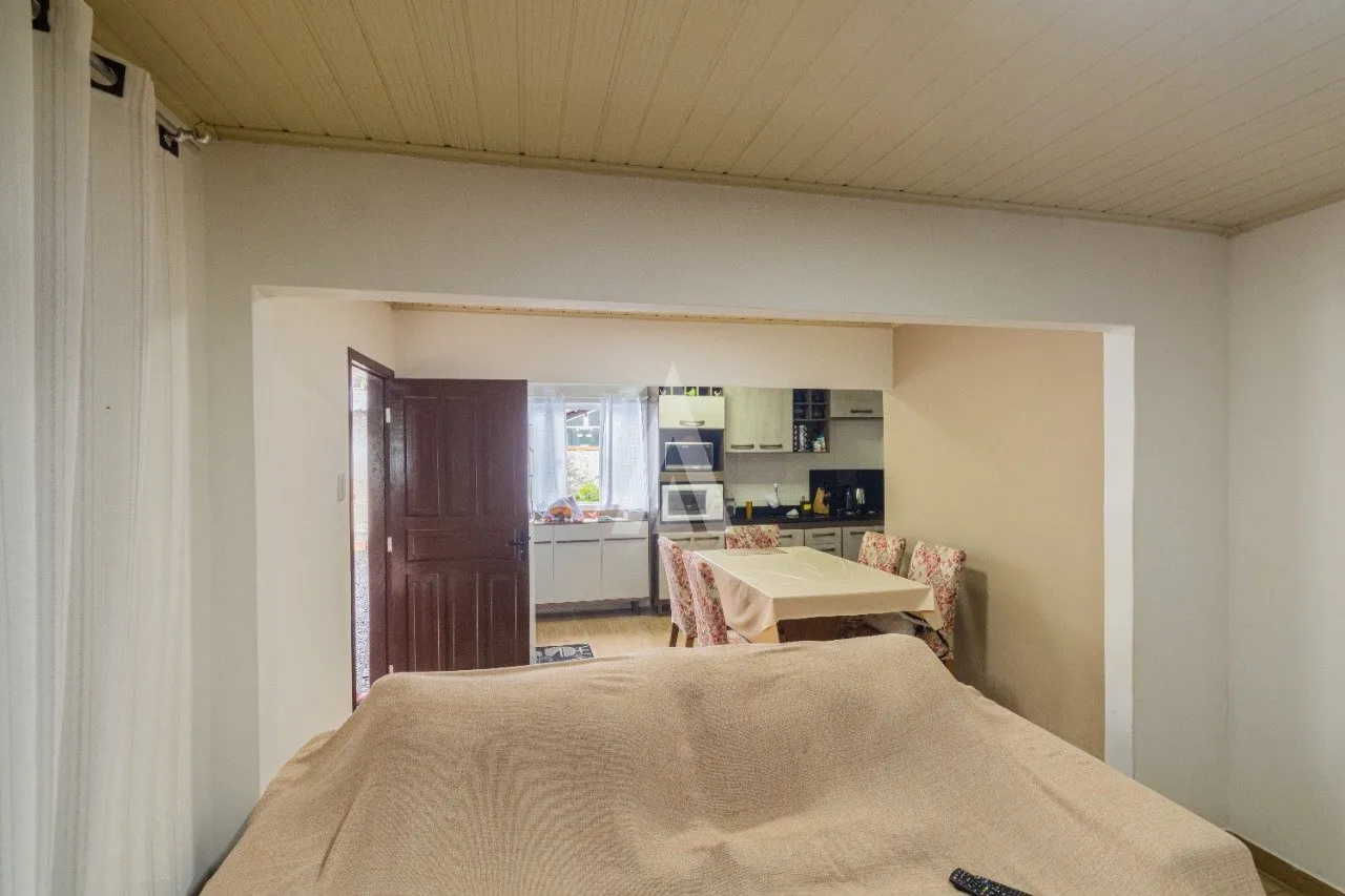 Casa com 1 suíte(s) mais 2 quarto(s) à venda no bairro Costa E Silva em Joinville, por R$ 600.000.00. — foto 5