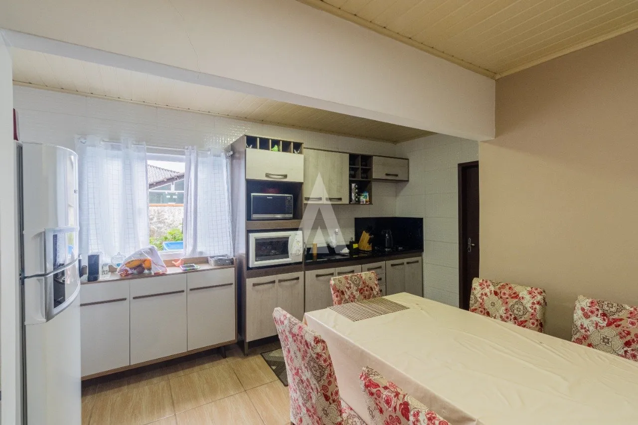 Casa com 1 suíte(s) mais 2 quarto(s) à venda no bairro Costa E Silva em Joinville, por R$ 600.000.00. — foto 6