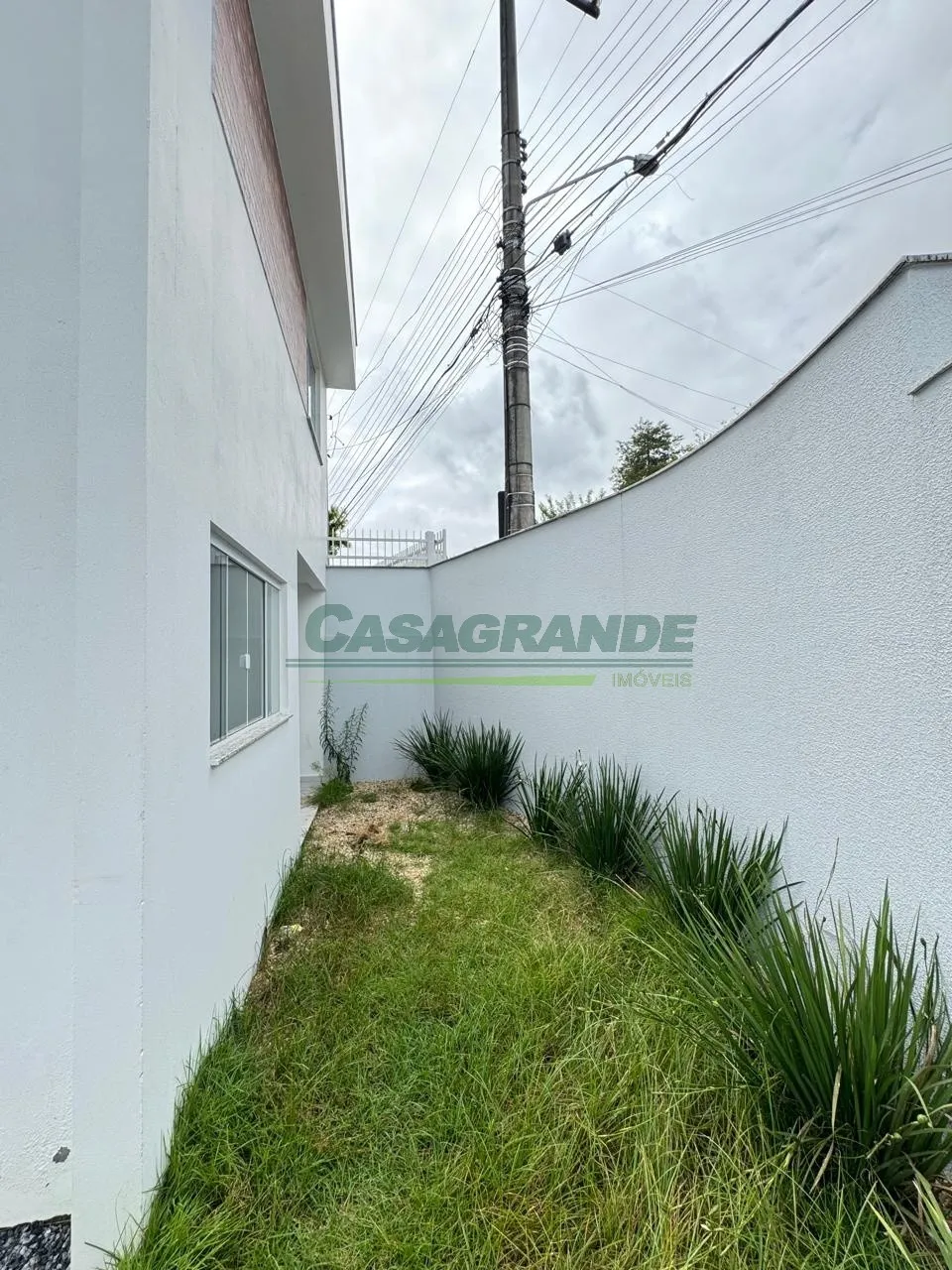 Sobrado à Venda no Bairro Escola Agrícola - Excelente Oportunidade! — foto 4