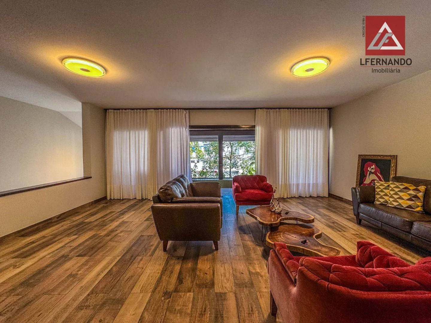 Casa com 3 dormitórios, sendo 1 suíte à venda, 360 m por R$ 1.990.000,00- Bom Retiro - Blumenau/SC — foto 5