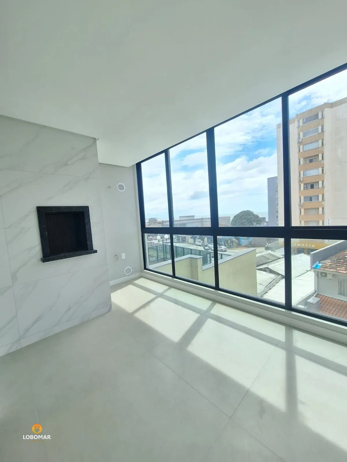 Apartamento, 3 suítes à apenas 100m do mar, Centro, Balneário Piçarras SC! . - foto 1