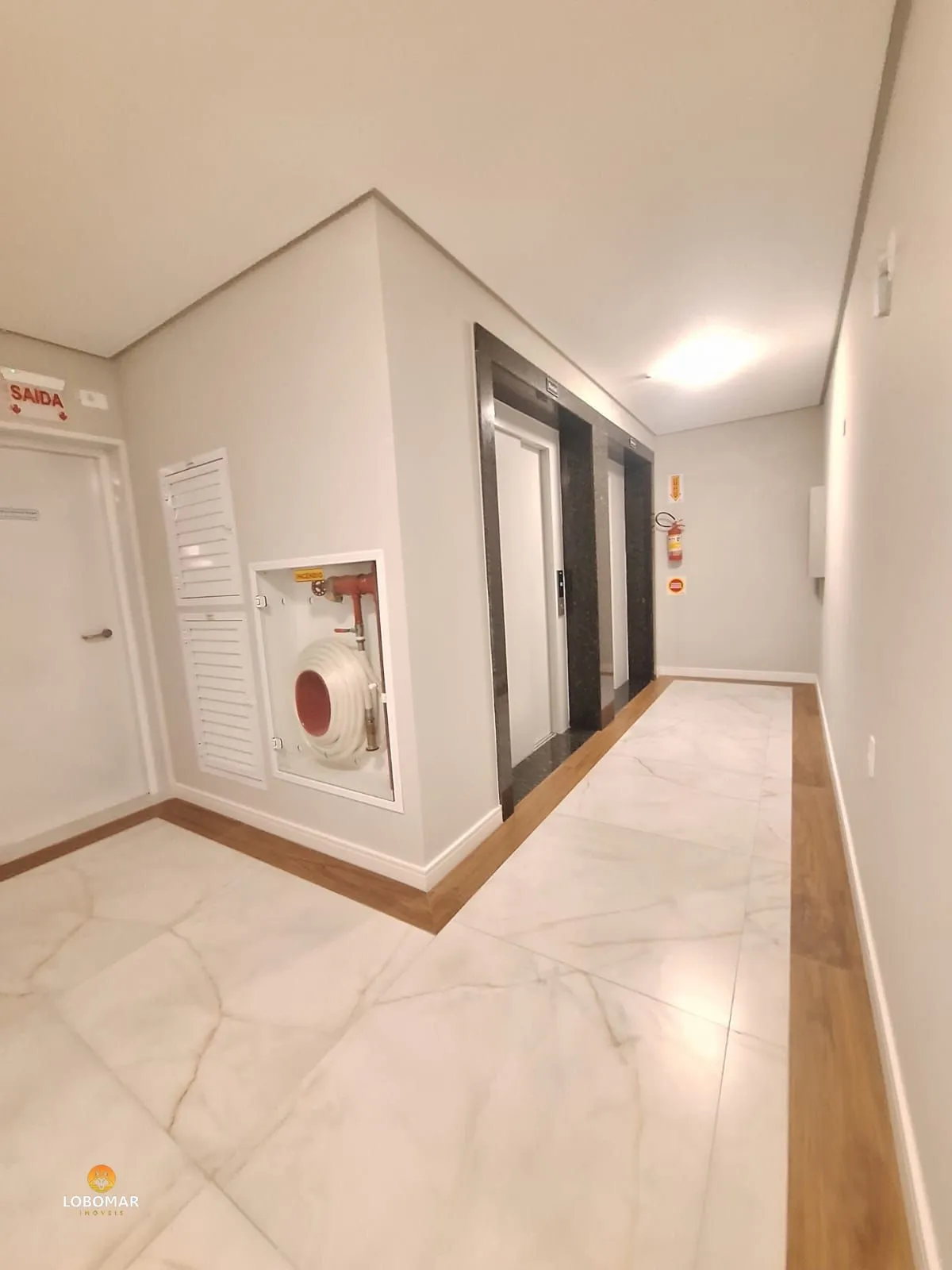 Apartamento, 3 suítes à apenas 100m do mar, Centro, Balneário Piçarras SC! . — foto 2