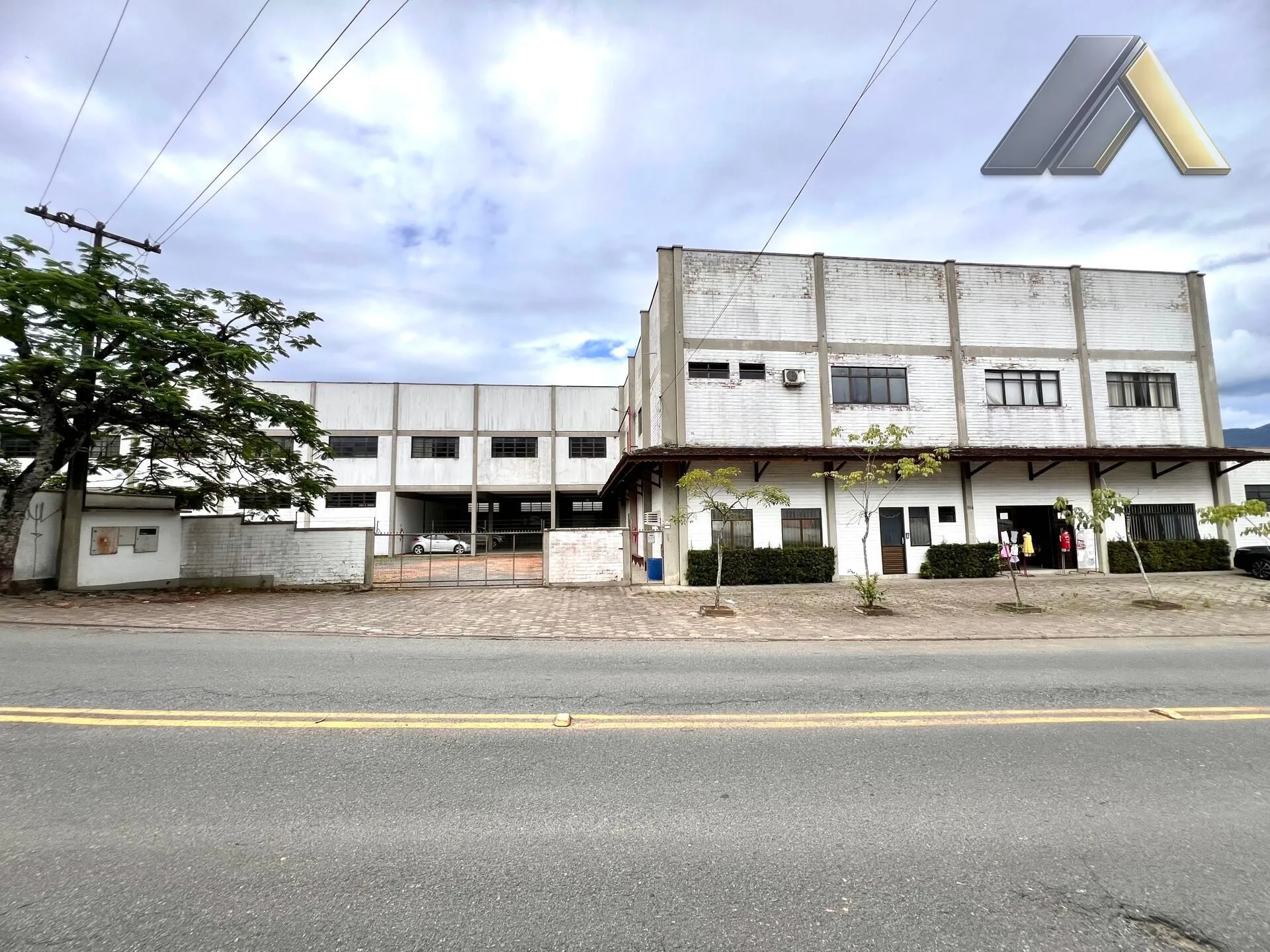 Galpão à venda, 3100m² no Itoupava Central, Blumenau - foto 1