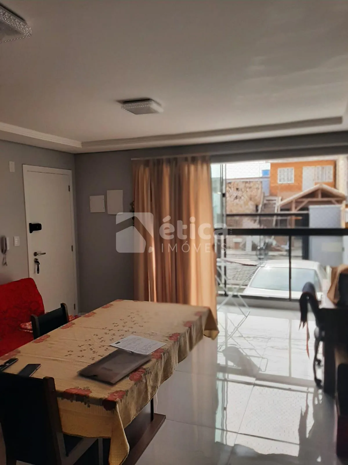 Lindo Apartamento Semi Mobiliado, sendo 01 Suíte mais 1 Dormitório 01 vaga no São João em Itajaí SC — foto 3