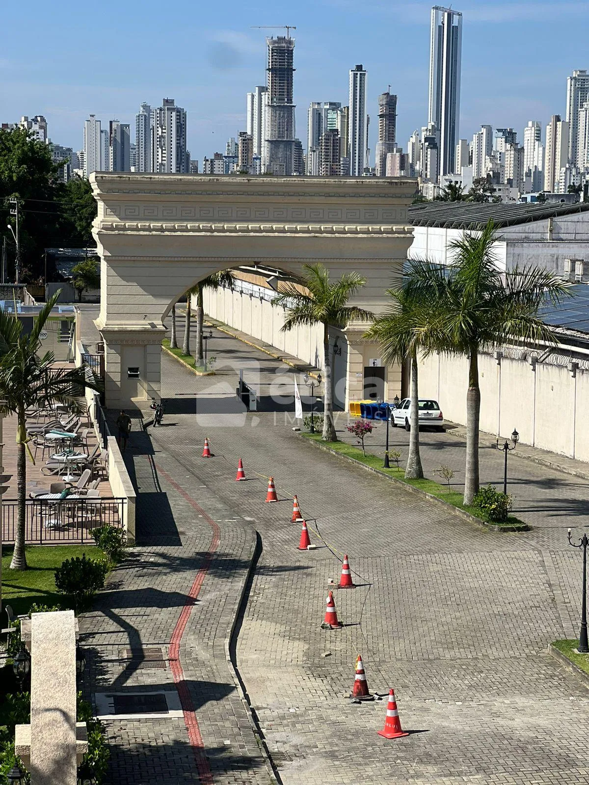 Apartamento à Venda em Camboriú - Próximo à Praia e Com Excelente Localização — foto 3