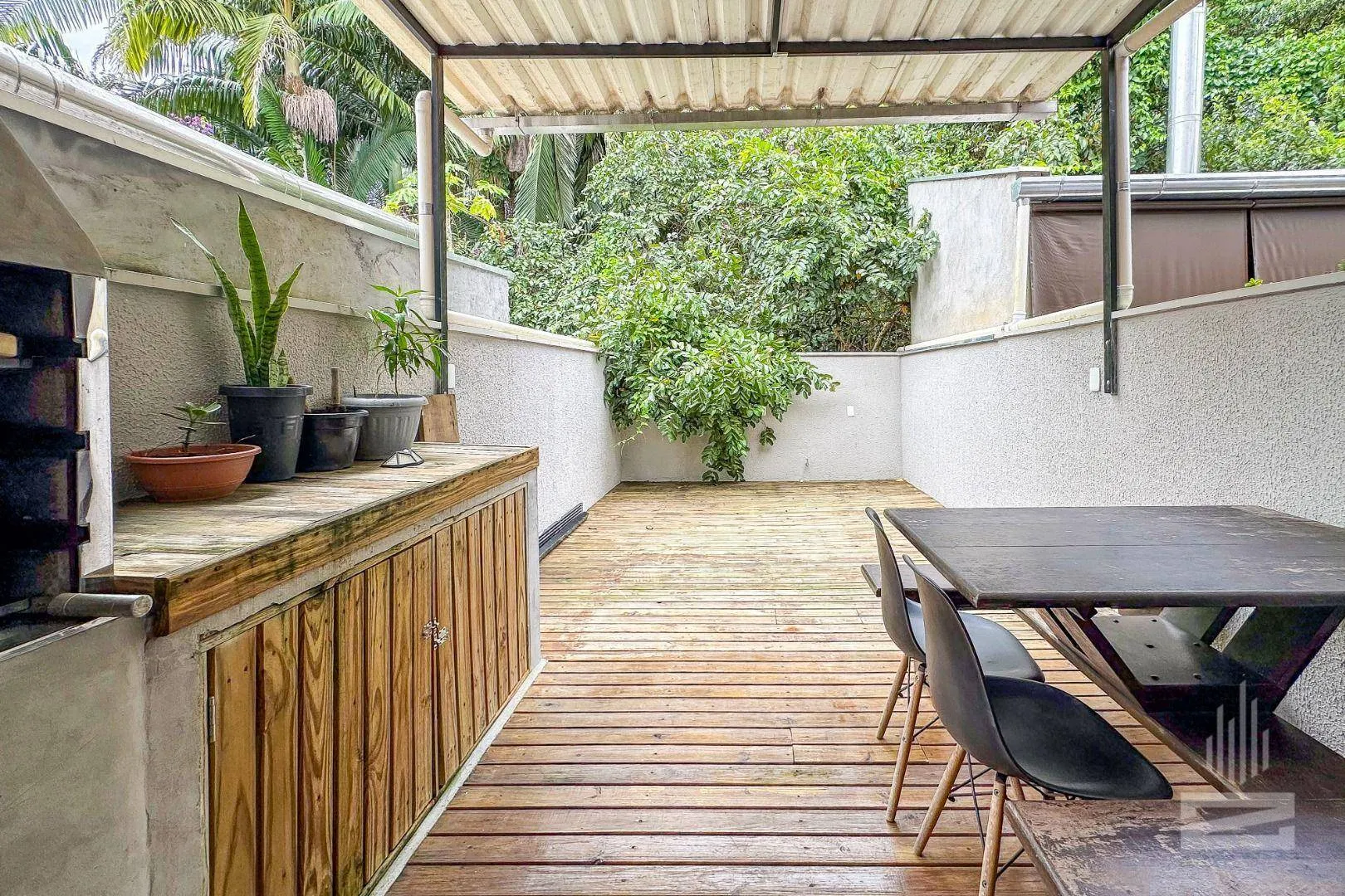 Casa à Venda com 2 Dormitórios e Mobiliada no bairro Água Verde em Blumenau — foto 4