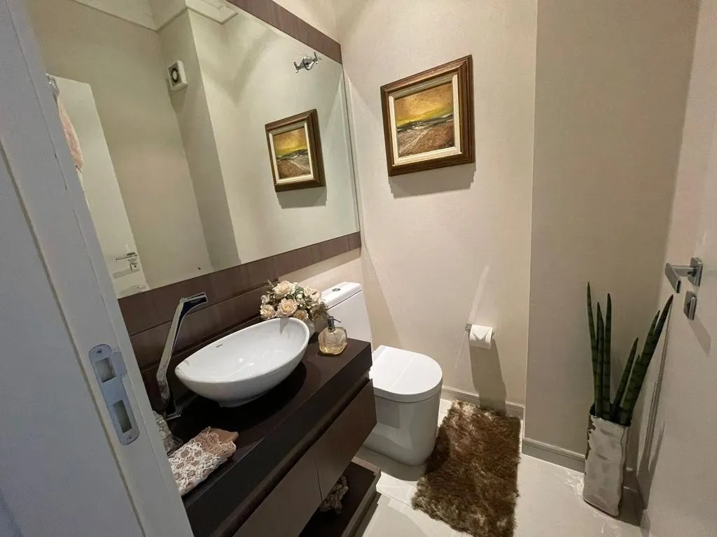 Apartamento em Balneária Camboriú, litoral, 03 suítes 04 vagas 02 depósitos e demais dependencias, mobiliado próximo ao mar — foto 6