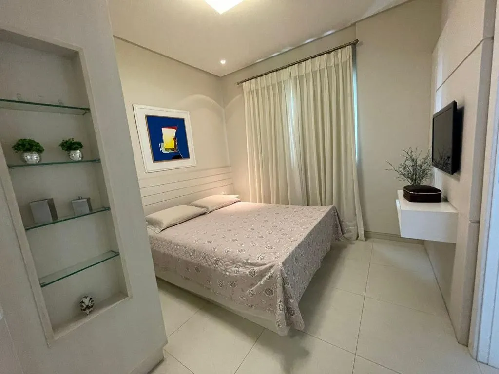 Apartamento em Balneária Camboriú, litoral, 03 suítes 04 vagas 02 depósitos e demais dependencias, mobiliado próximo ao mar — foto 7