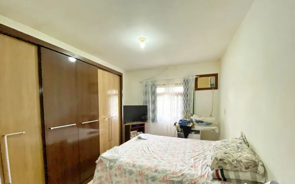 Casa 5 Dormitórios - semi mobiliada - AVERBADA — foto 6