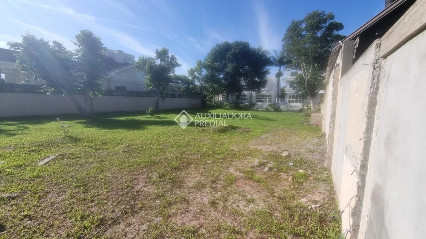 Terreno à venda, 600m² no Jurerê Internacional, Florianópolis - foto 1