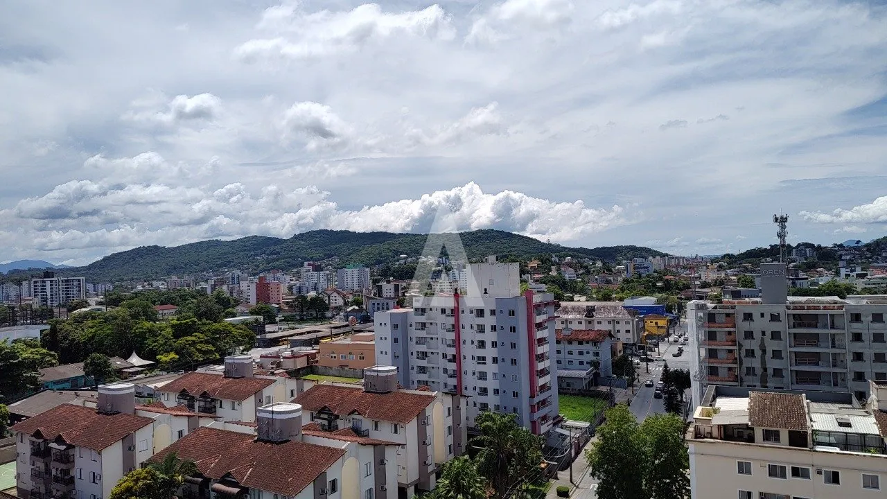 Apartamento com 1 suíte(s) mais 2 quarto(s) à venda no bairro Santo Antônio em JOINVILLE, por R$ 995.000.00. — foto 5