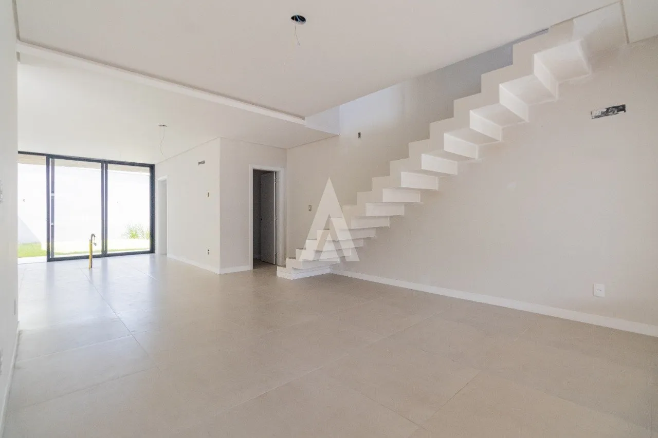 Sobrado com 3 suíte(s) à venda no bairro Saguaçu em Joinville, por R$ 1.380.000.00. — foto 5