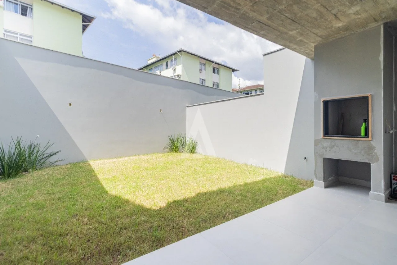 Sobrado com 3 suíte(s) à venda no bairro Saguaçu em Joinville, por R$ 1.380.000.00. — foto 6