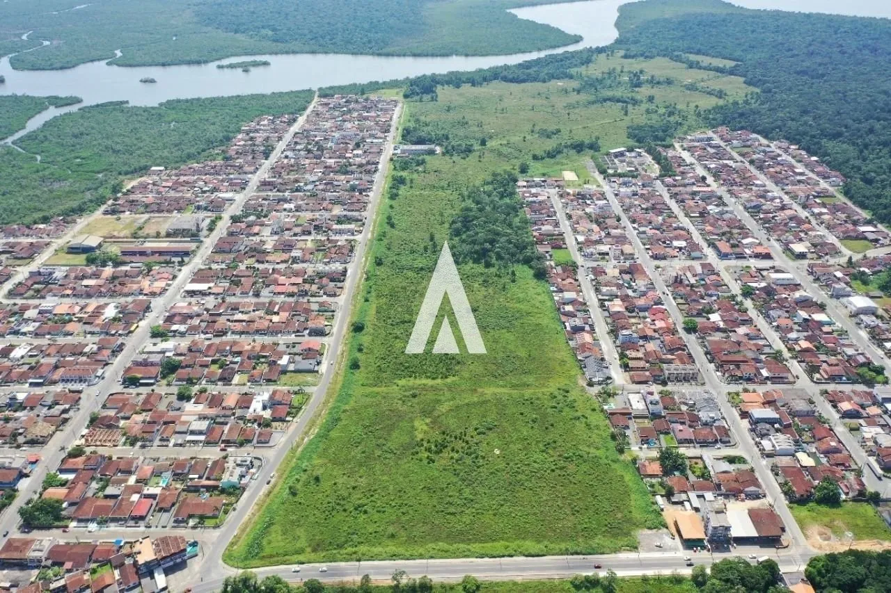 Terreno Condomínio à venda no bairro ESPINHEIROS em JOINVILLE, por R$ 450.000.00. — foto 3