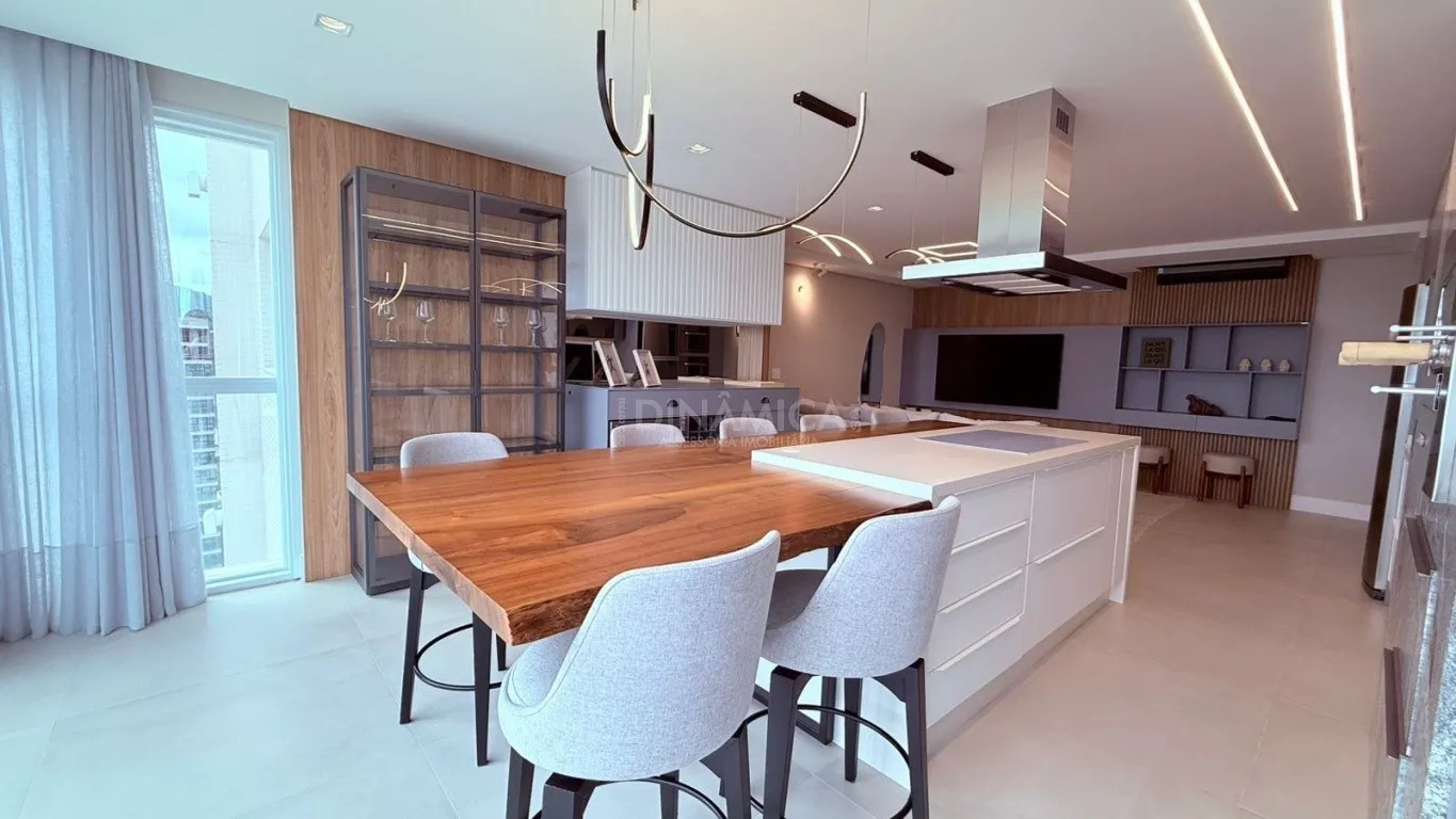 Apartamento 3 suítes mobiliado à venda em Balneário Camboriú há 150 metros do mar! — foto 2
