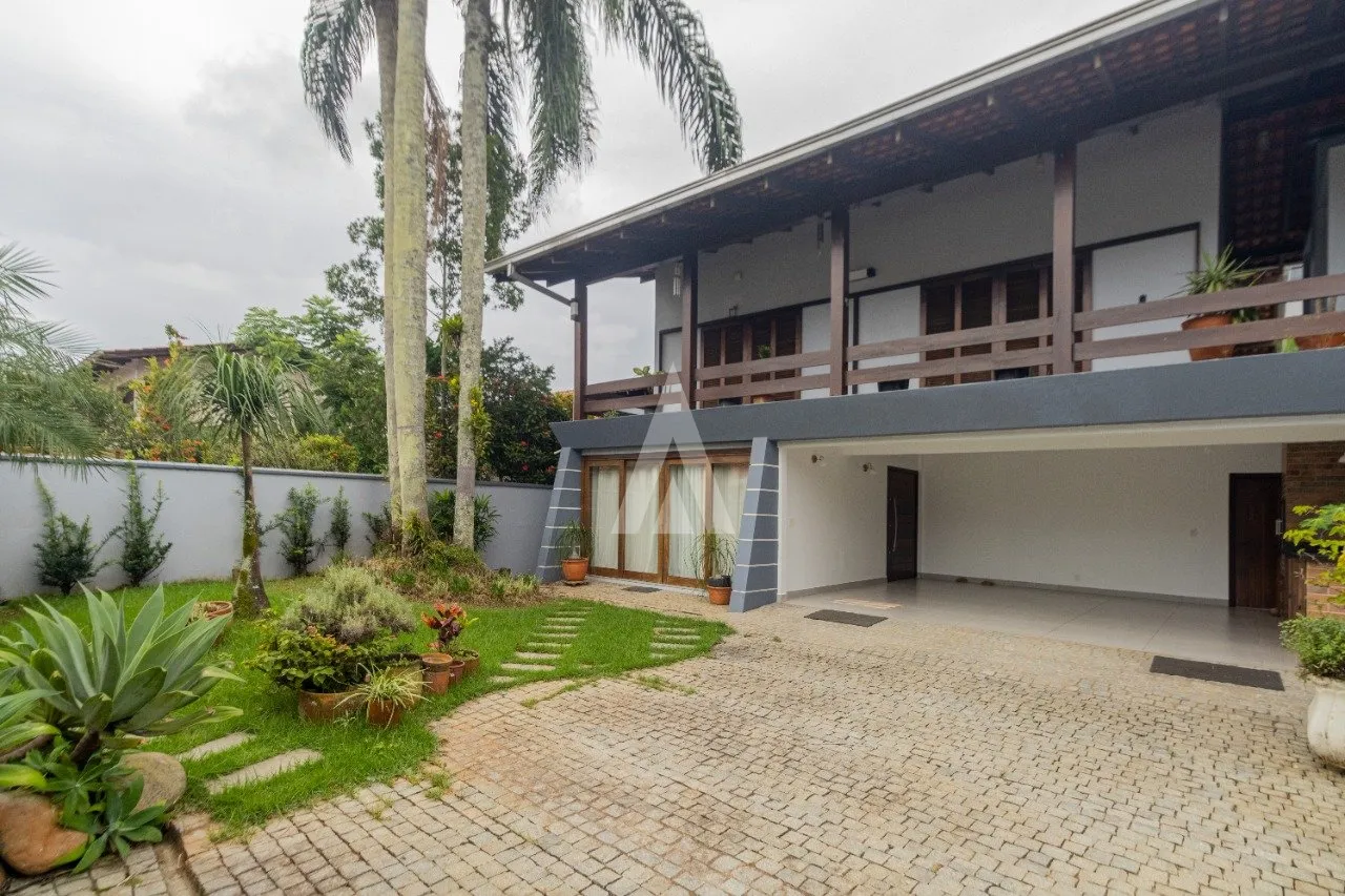 Sobrado com 1 suíte(s) mais 3 quarto(s) à venda no bairro Saguaçu em Joinville, de R$ 1.550.000,00 por R$1.472.500,00. — foto 2