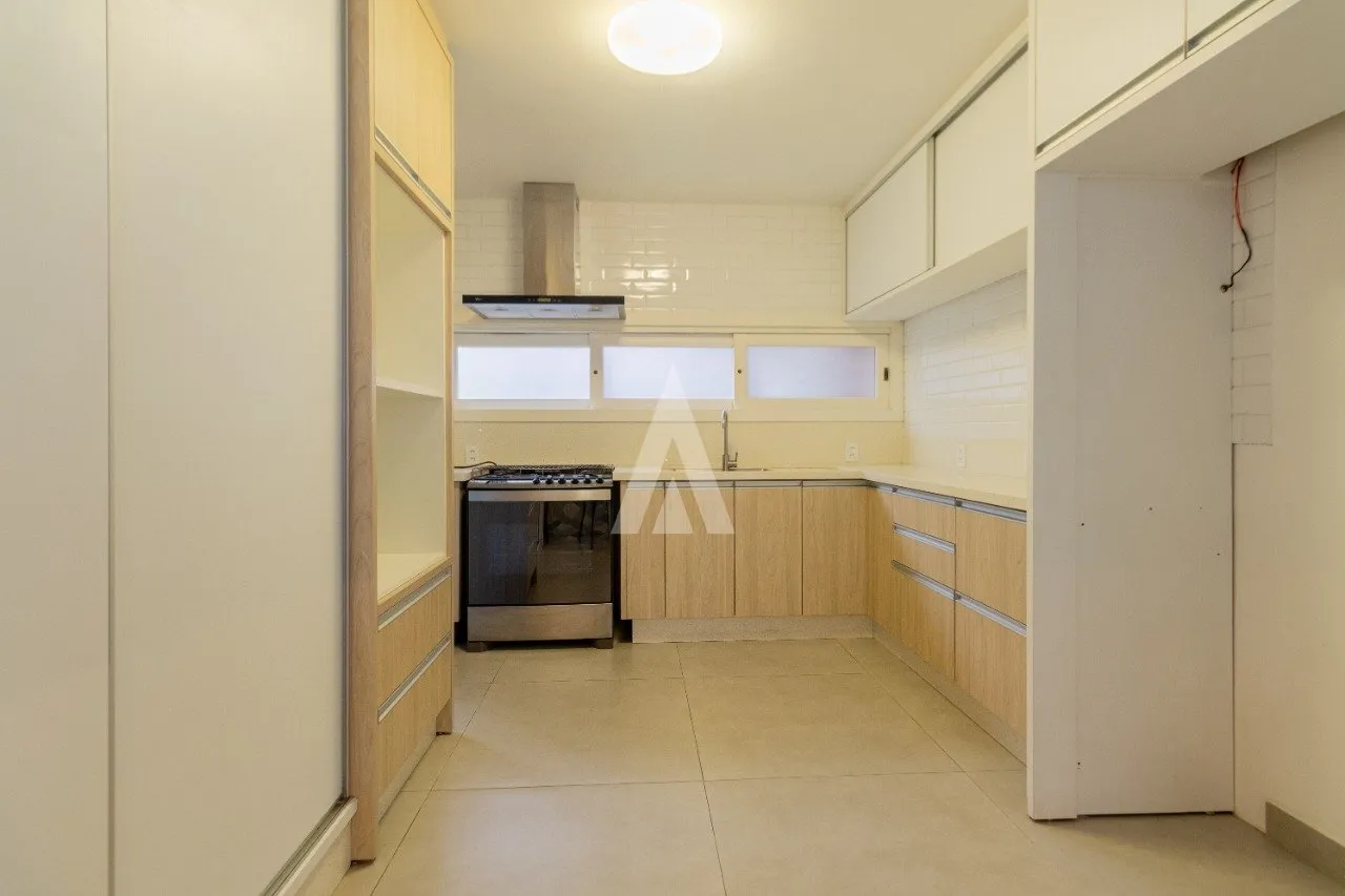 Sobrado com 1 suíte(s) mais 3 quarto(s) à venda no bairro Saguaçu em Joinville, de R$ 1.550.000,00 por R$1.472.500,00. — foto 6