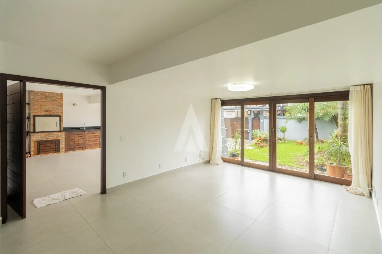 Sobrado com 1 suíte(s) mais 3 quarto(s) à venda no bairro Saguaçu em Joinville, de R$ 1.550.000,00 por R$1.472.500,00. — foto 7