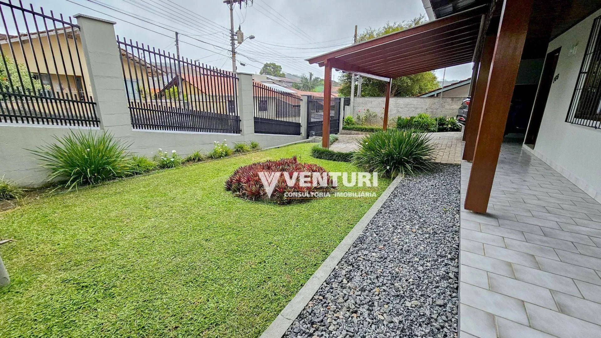 Casa com 4 dormitórios, sendo 1 Suíte à venda, 174 m por R$ 795.000 - Velha Central - Blumenau/SC - foto 1