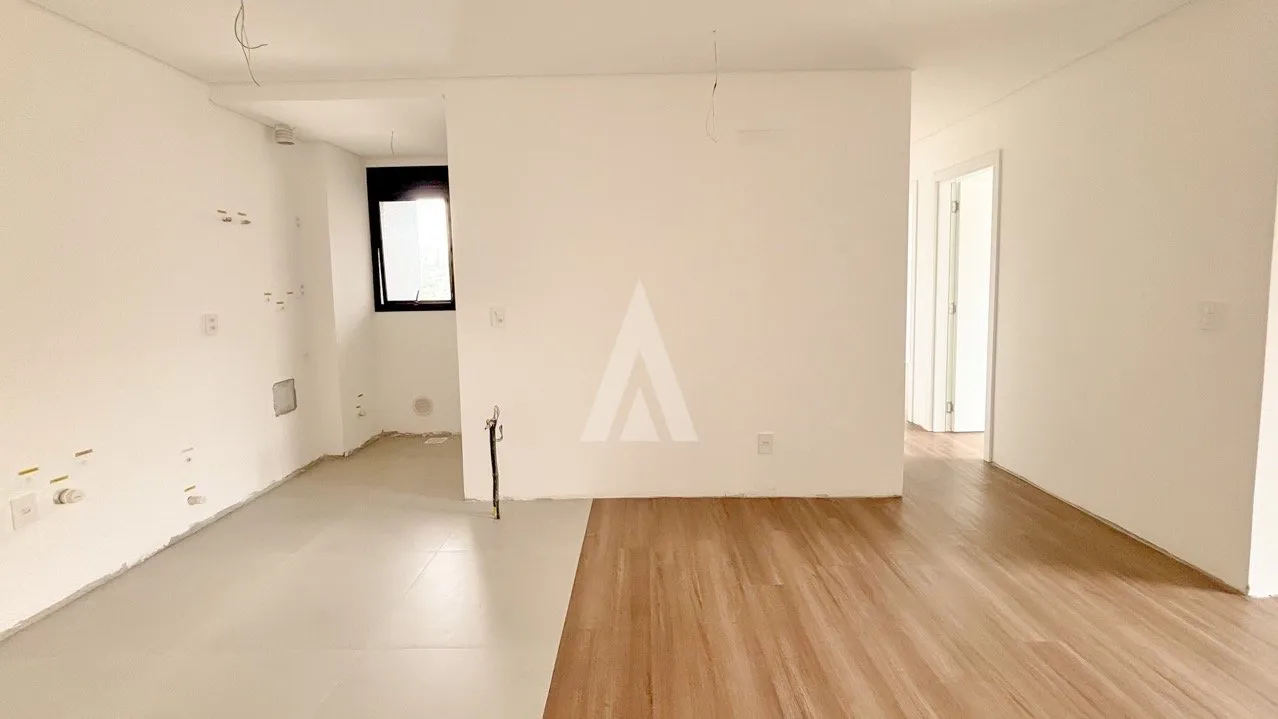 Apartamento com 1 suíte(s) mais 2 quarto(s) à venda no bairro Anita Garibaldi em Joinville, por R$ 675.000.00. — foto 5