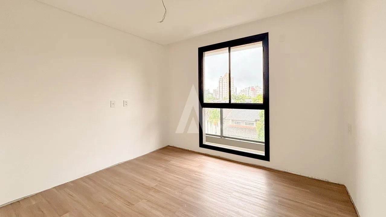 Apartamento com 1 suíte(s) mais 2 quarto(s) à venda no bairro Anita Garibaldi em Joinville, por R$ 675.000.00. — foto 7