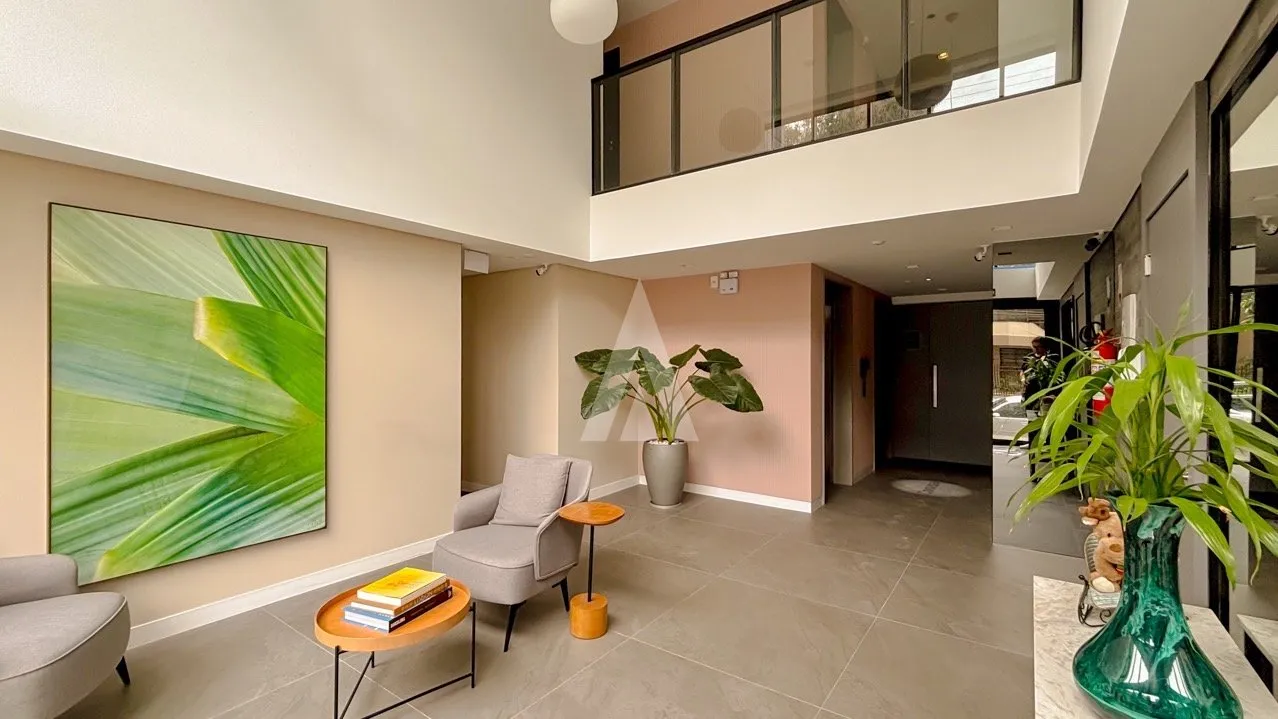 Apartamento com 1 suíte(s) mais 2 quarto(s) à venda no bairro Anita Garibaldi em Joinville, por R$ 747.000.00. - foto 1