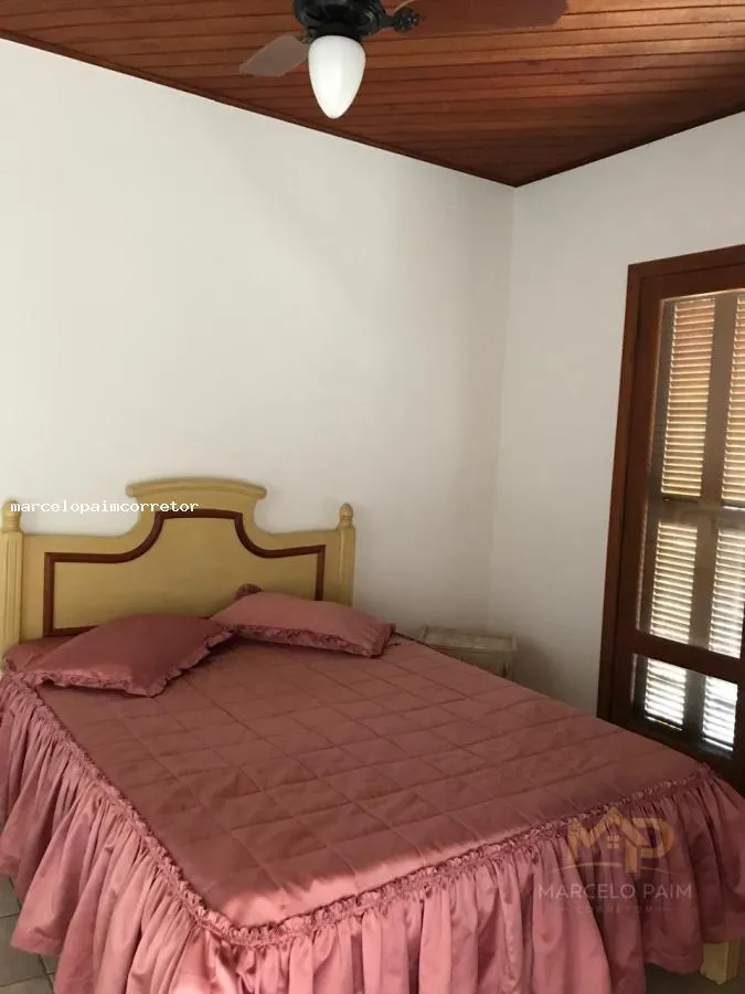 Casa Duplex para Venda em Palhoça, Praia de Fora, 3 dormitórios, 2 suítes, 4 banheiros, 2 vagas - foto 1