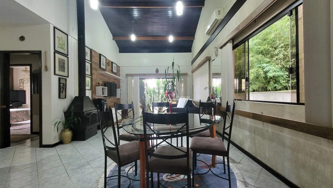 Ampla casa terrea com edicula, á venda no bairro Fortaleza em Blumenau! — foto 7