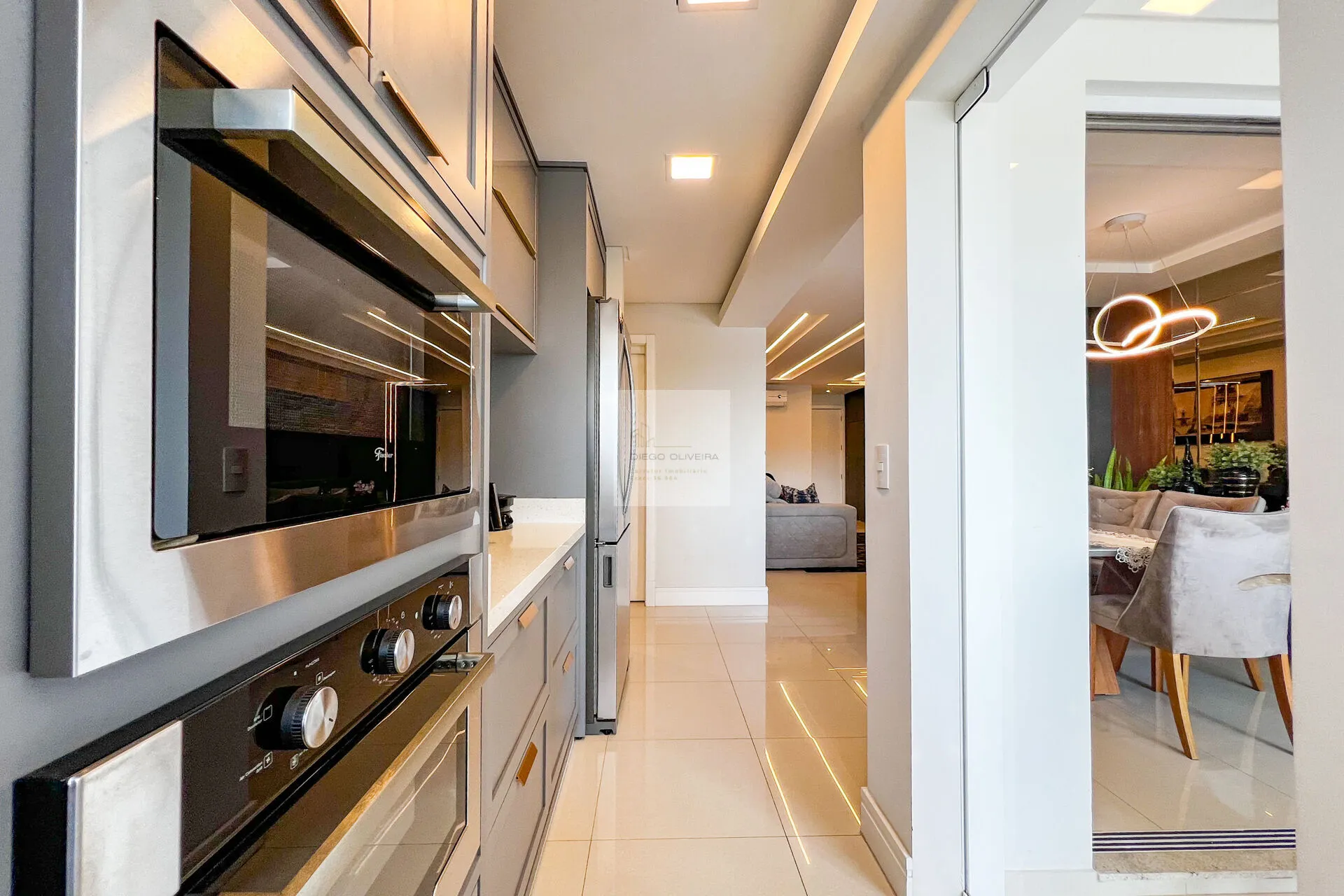 Apartamento mobiliado em andar alto próximo a vila germânica . — foto 6