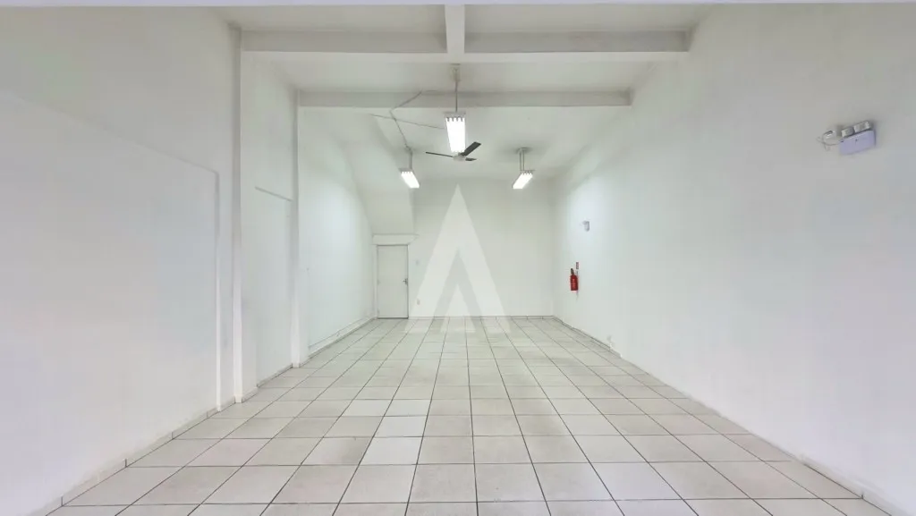 Loja no centro de Joinville, na Rua Dr. João Colin, com 125,19m, tendo 3 salas, 2 lavabos. — foto 3