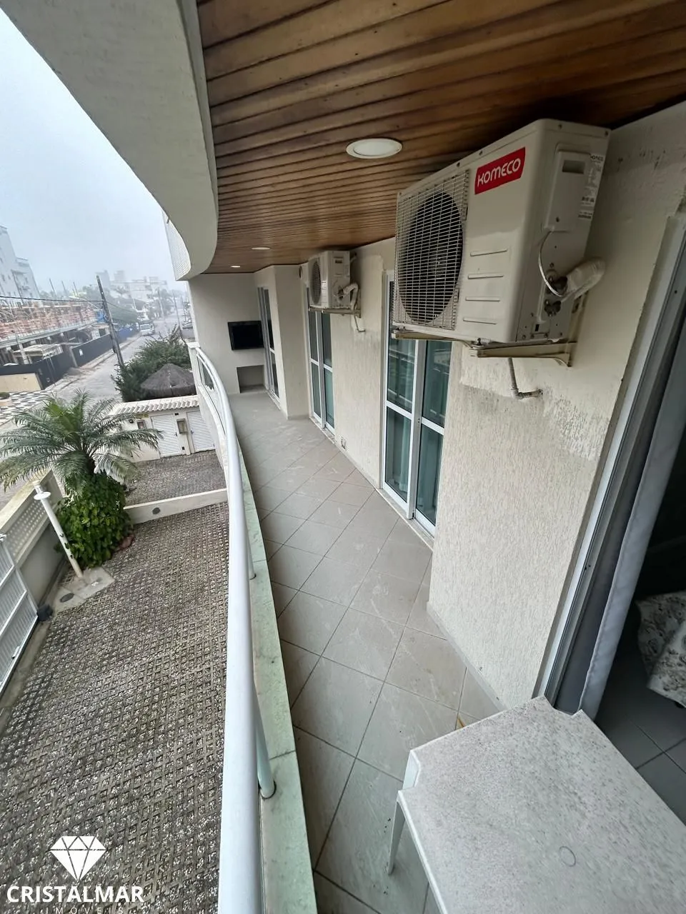 Ótimo Apartamento, Frente a rua, a 180 metros da Praia de Bombas, Bombinhas SC - foto 1