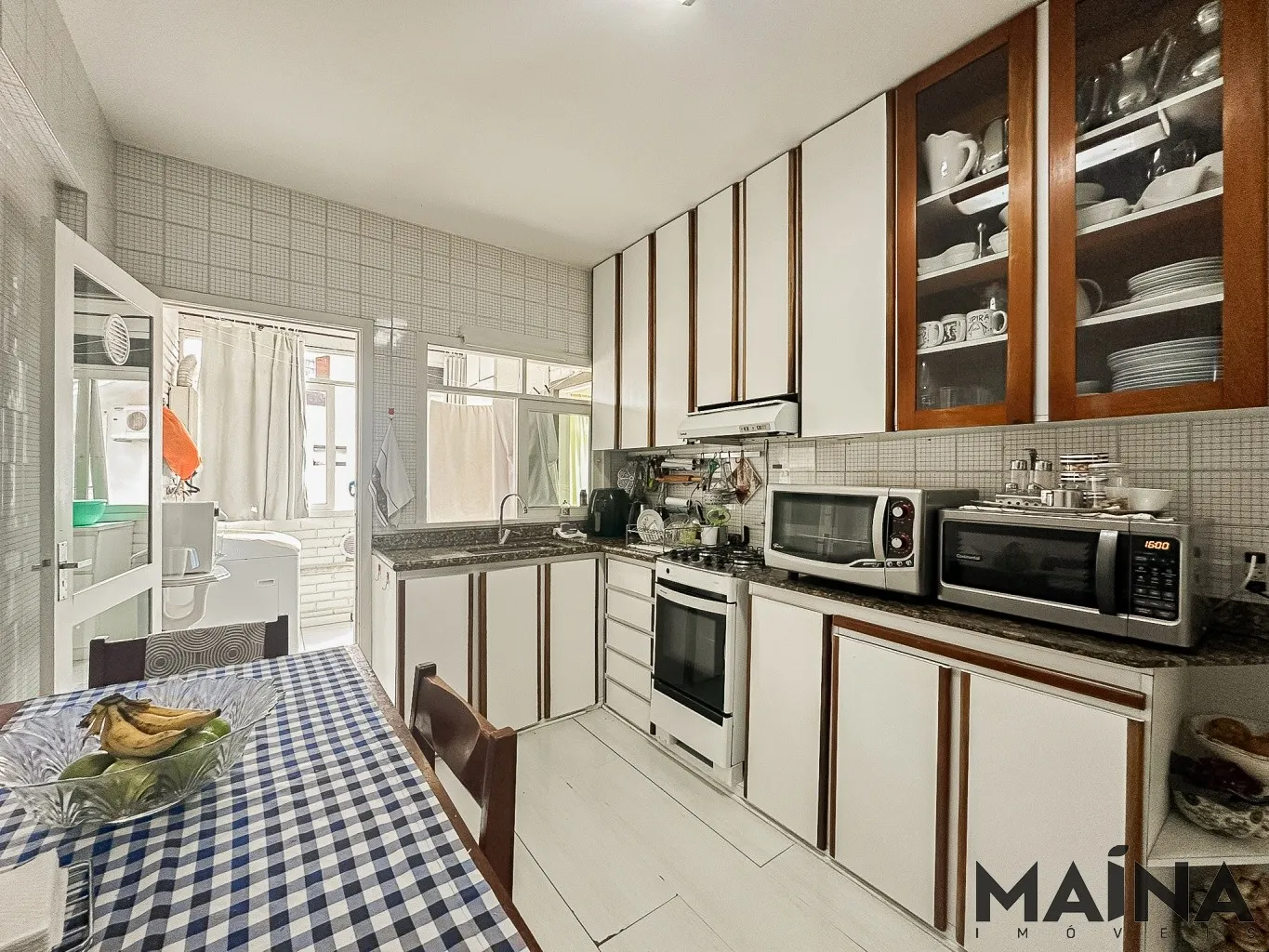 Apartamento com 3 dormitórios, sendo uma suíte no bairro Vila Nova, a poucos metros da Cooper — foto 3